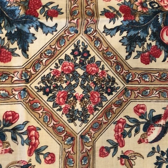 Schumacher & Co Designer Williamsburg Potourri Fabric Reproduction & samples - Picture 3 of 16